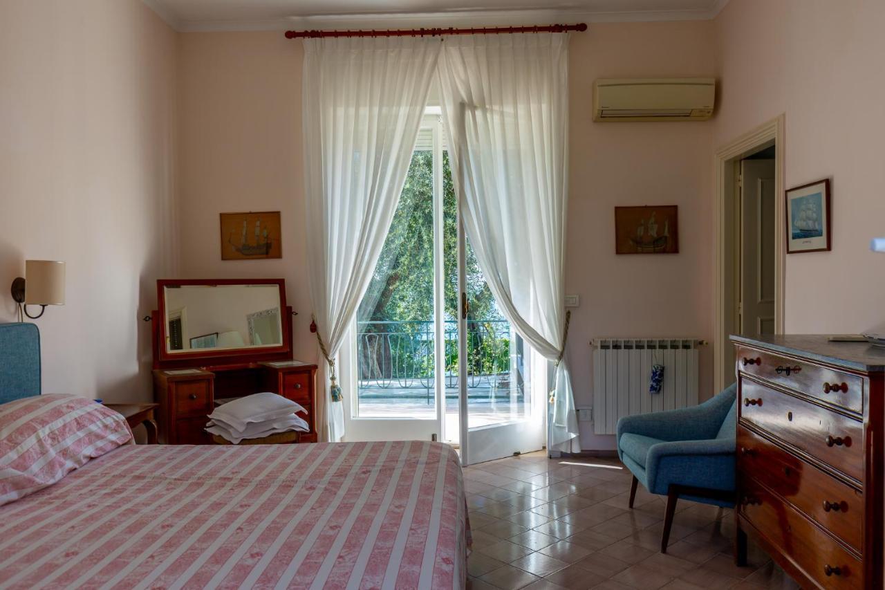 Villa Donna Elisa Sorrento Esterno foto